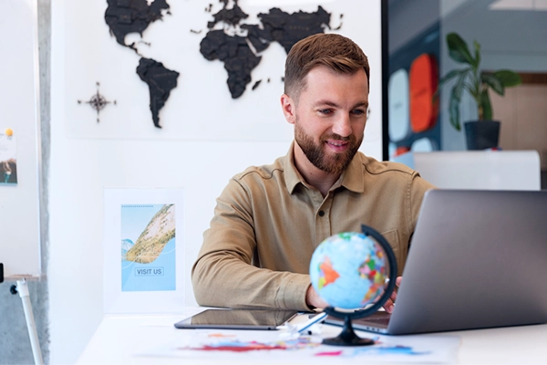 kulfoldon elo munkavallaloknak